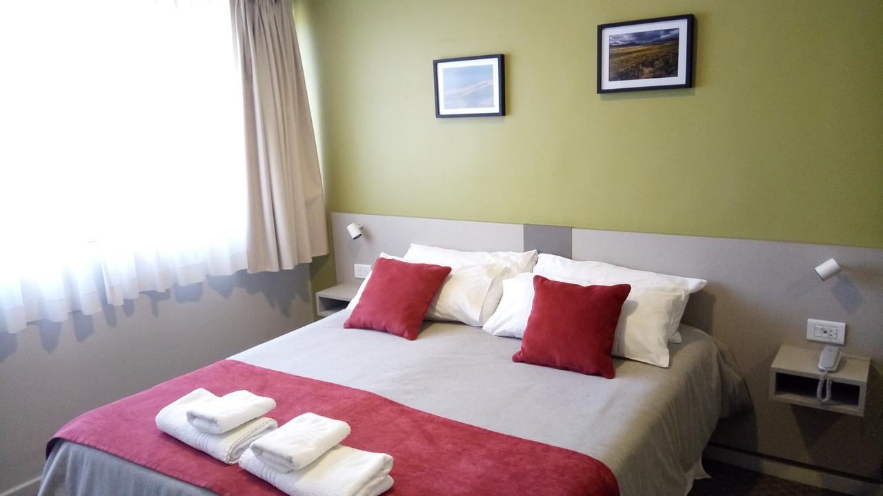 Estepa Hotel Хенераль-Рока Экстерьер фото